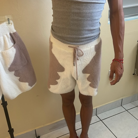 Forever 21 men’s apparel shorts extra small taupe/cream - Picture 5 of 8